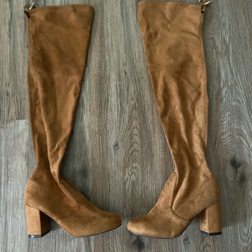 Brown high heal boots